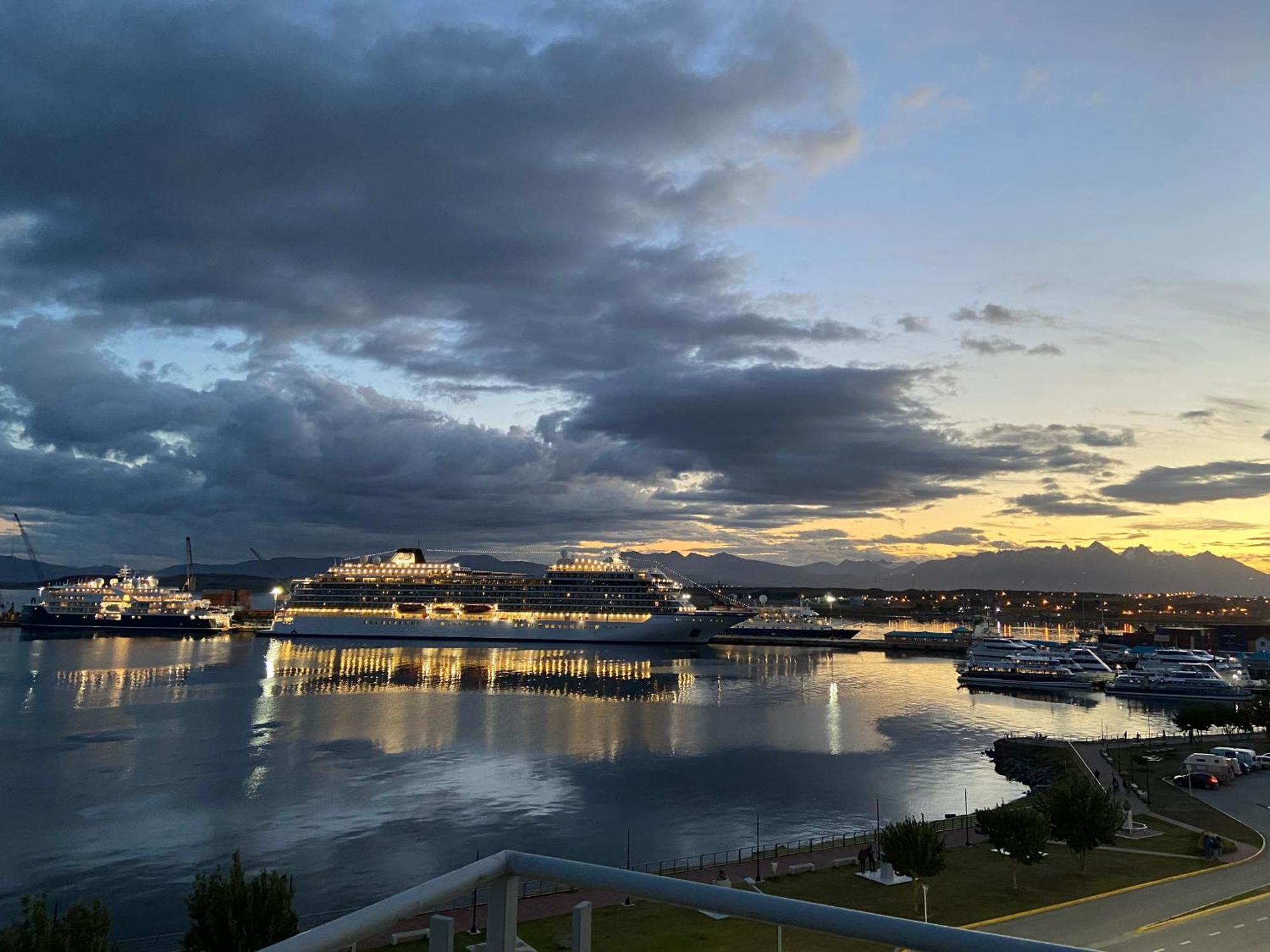 Apartamento Antartida Park Ushuaia Buitenkant foto